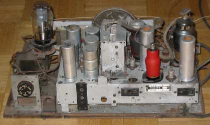 Philips 5-40A - widok na chassis z tyłu